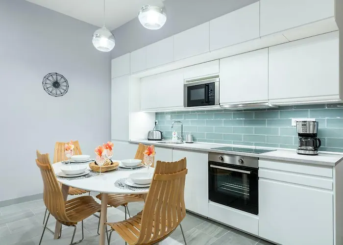 Modern 2 Bedroom With Free Airport Transfer Apartamento Budapeste