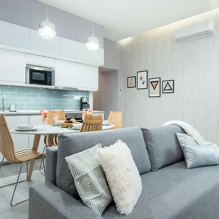 Modern 2 Bedroom With Free Airport Transfer Apartament Budapeszt
