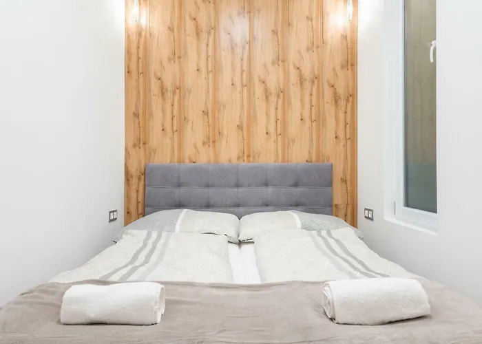 Modern 2 Bedroom With Free Airport Transfer Apartman *